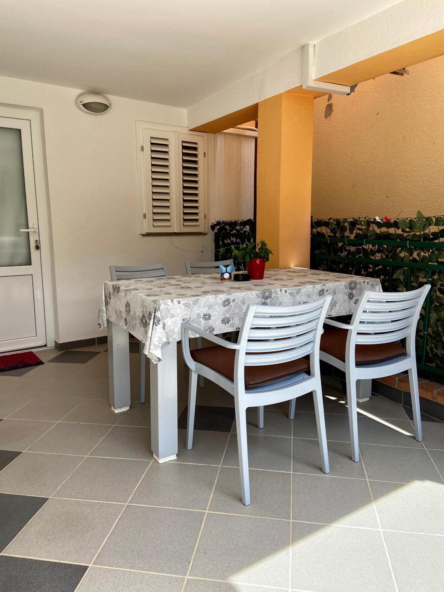 Apartments Leila Mali Lošinj Dış mekan fotoğraf