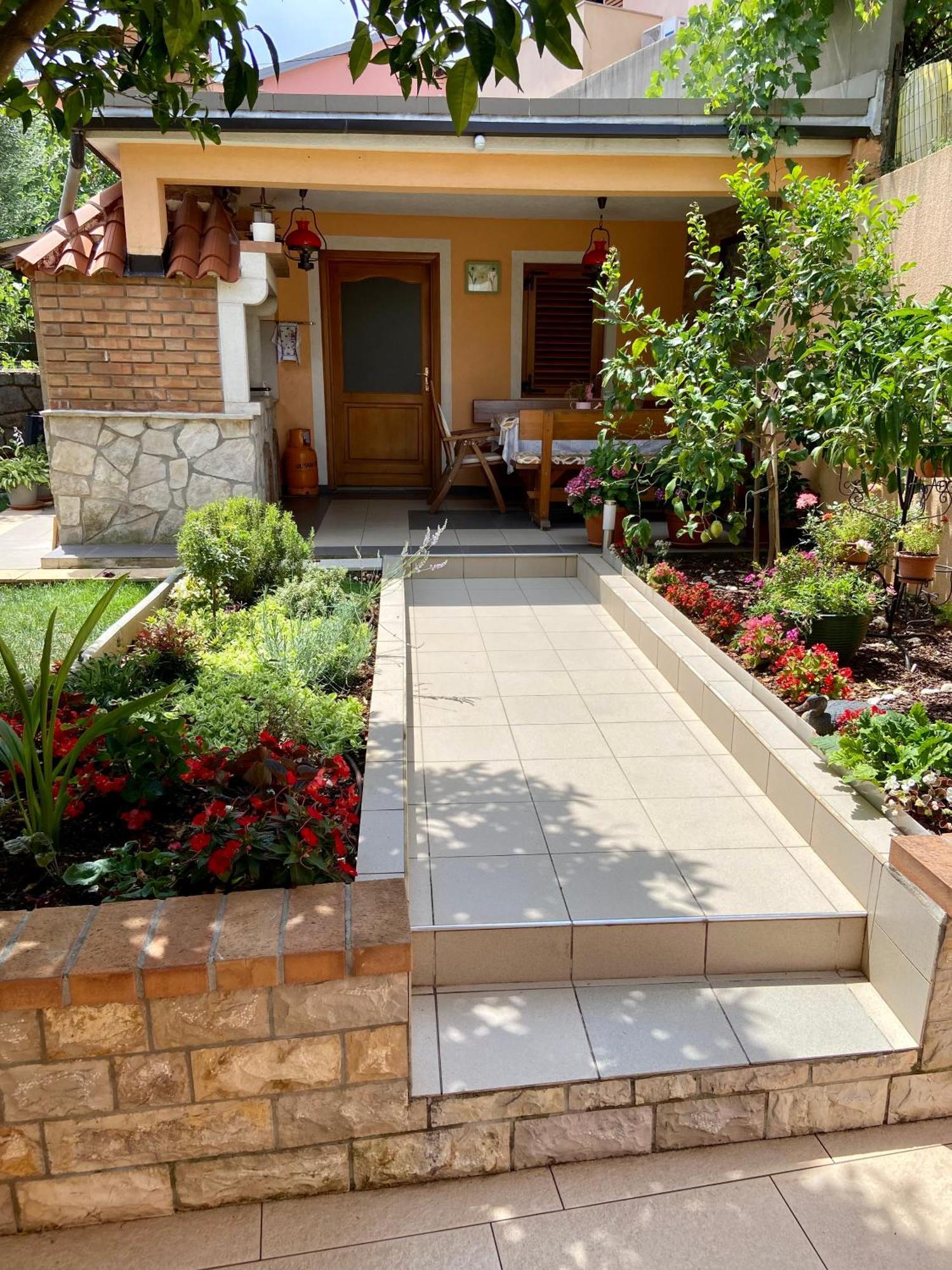 Apartments Leila Mali Lošinj Dış mekan fotoğraf