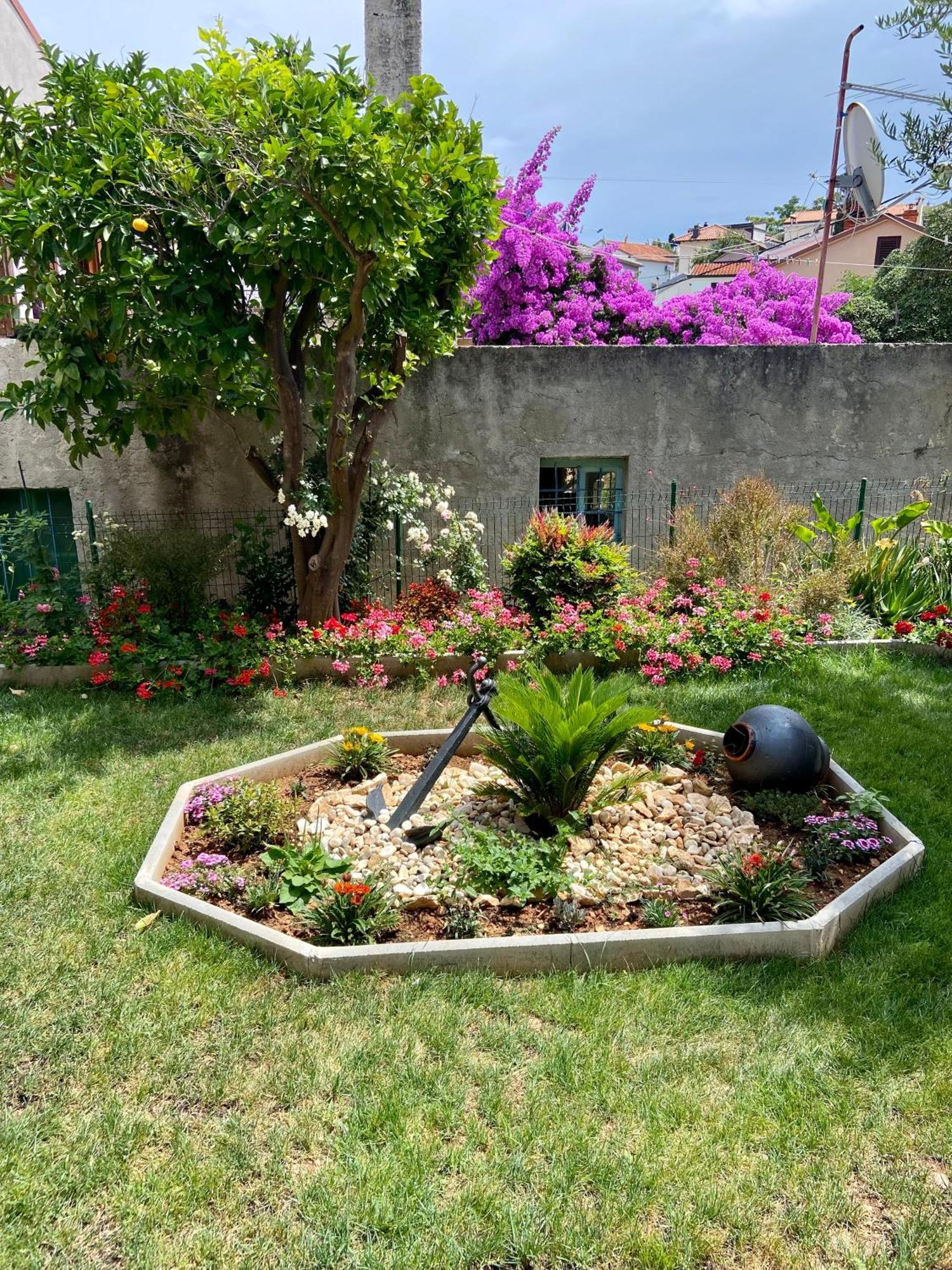 Apartments Leila Mali Lošinj Dış mekan fotoğraf