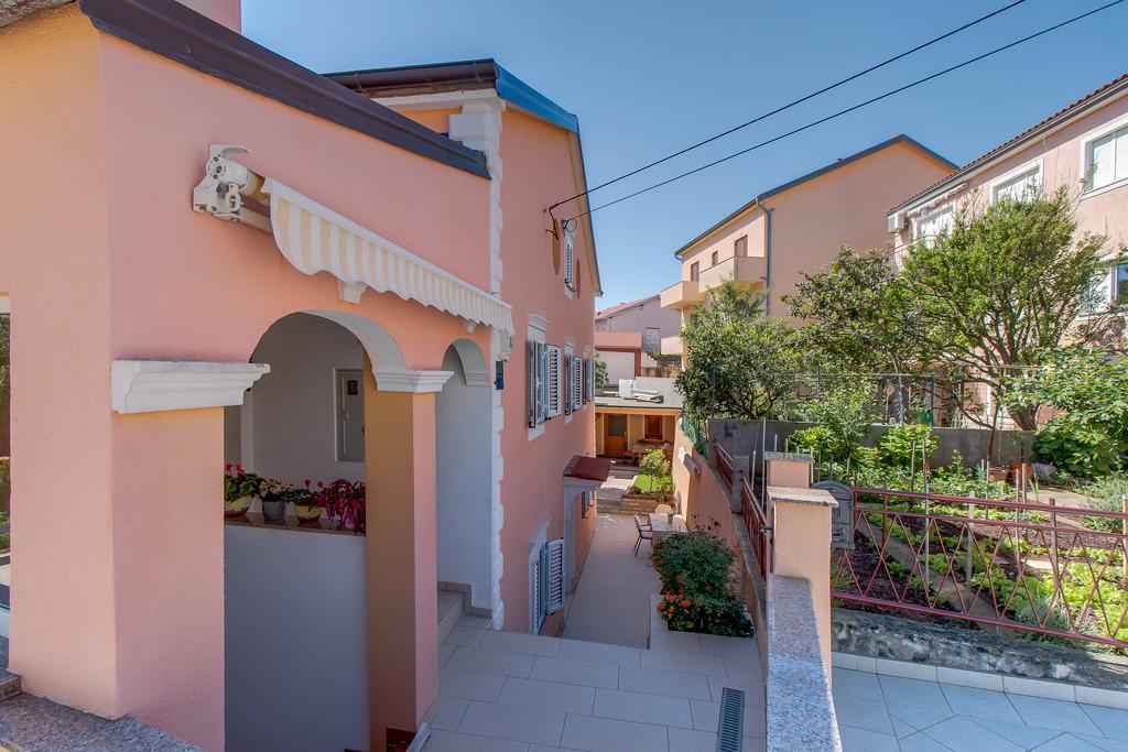 Apartments Leila Mali Lošinj Dış mekan fotoğraf